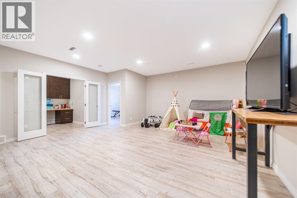 98 Mahogany Passage Se, Calgary, Alberta  T3M 2K4 - Photo 30 - A2337578
