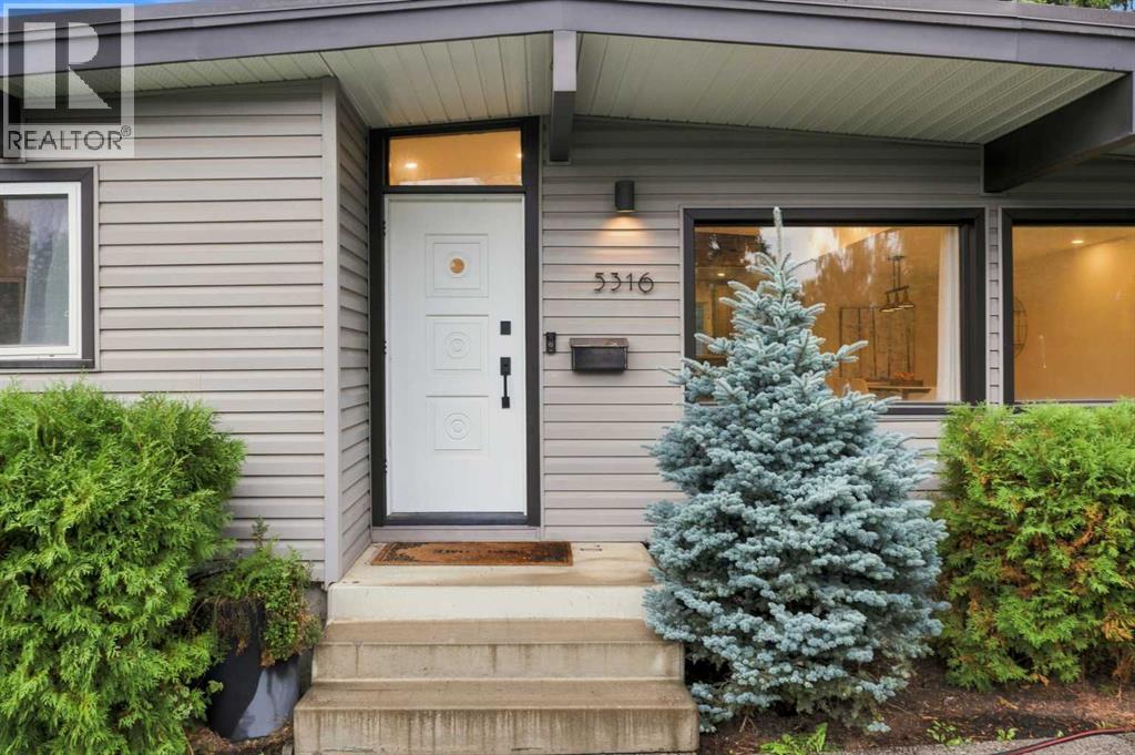 5316 La Salle Crescent Sw, Calgary, Alberta  T3E 5Y5 - Photo 3 - A2343598