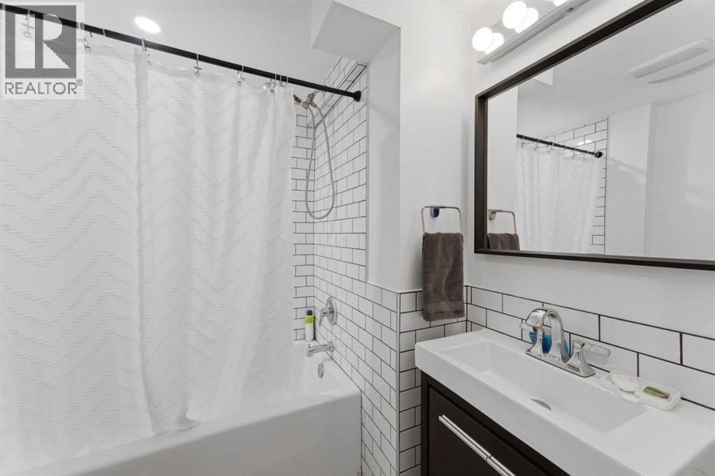 5316 La Salle Crescent Sw, Calgary, Alberta  T3E 5Y5 - Photo 28 - A2343598