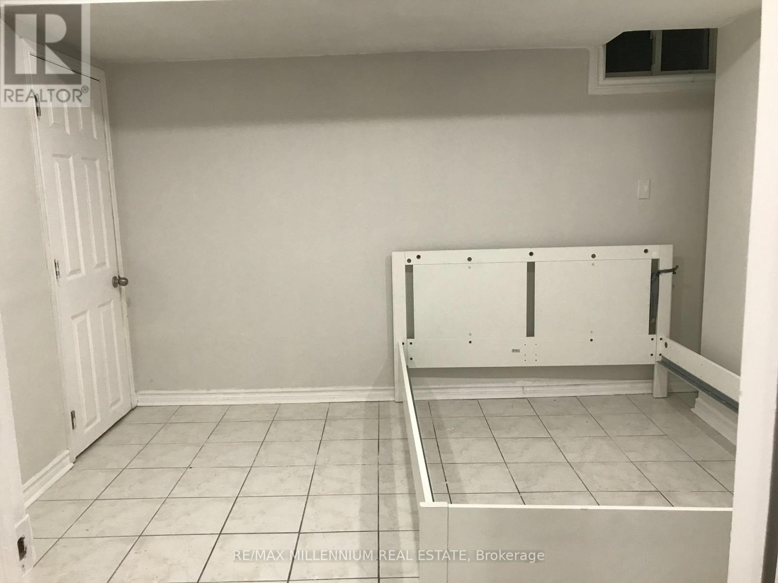 Basement - 90 Whitehaven Drive, Brampton, Ontario  L6Z 4R8 - Photo 8 - W13769406