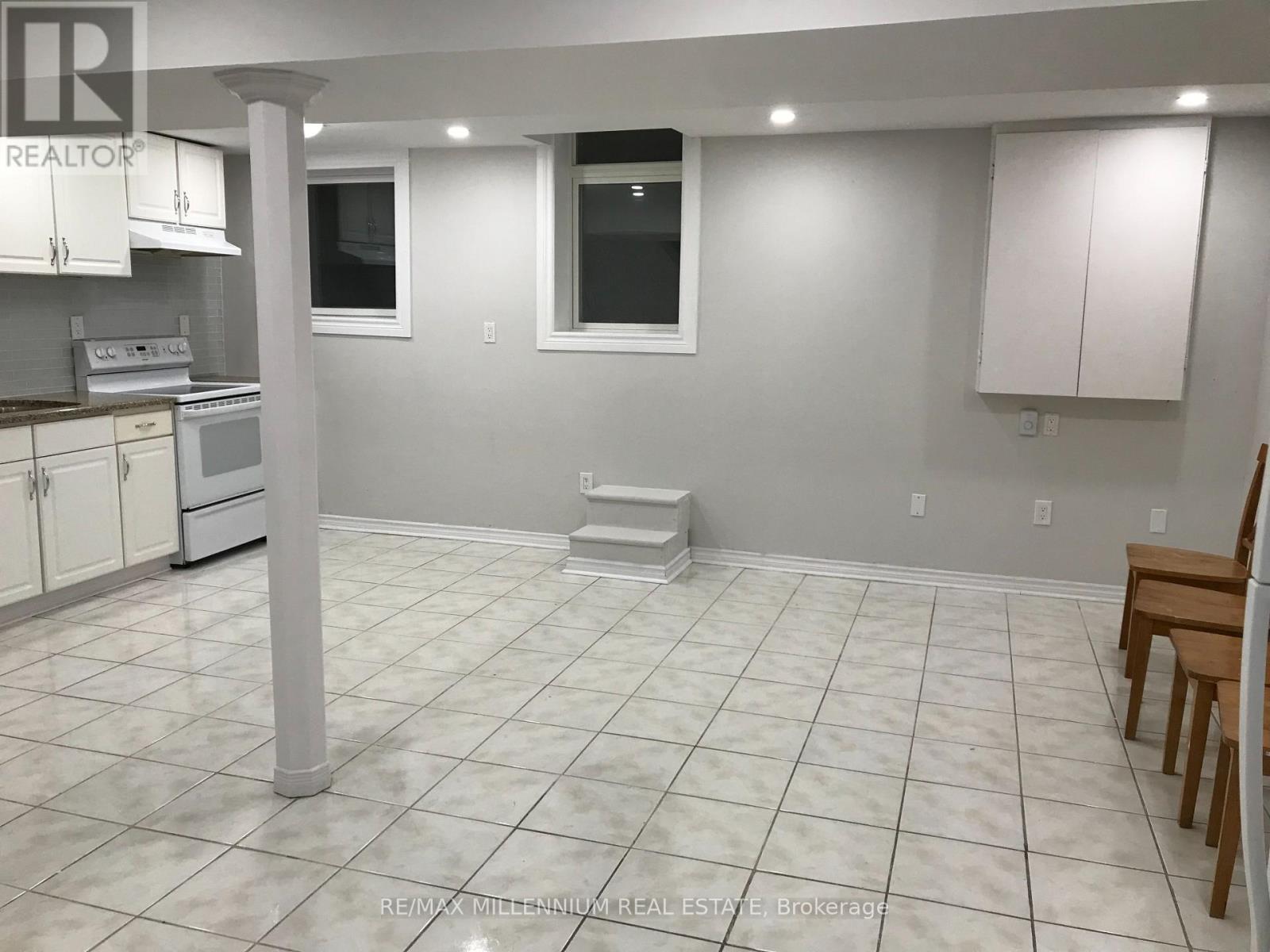 Basement - 90 Whitehaven Drive, Brampton, Ontario  L6Z 4R8 - Photo 3 - W13769406