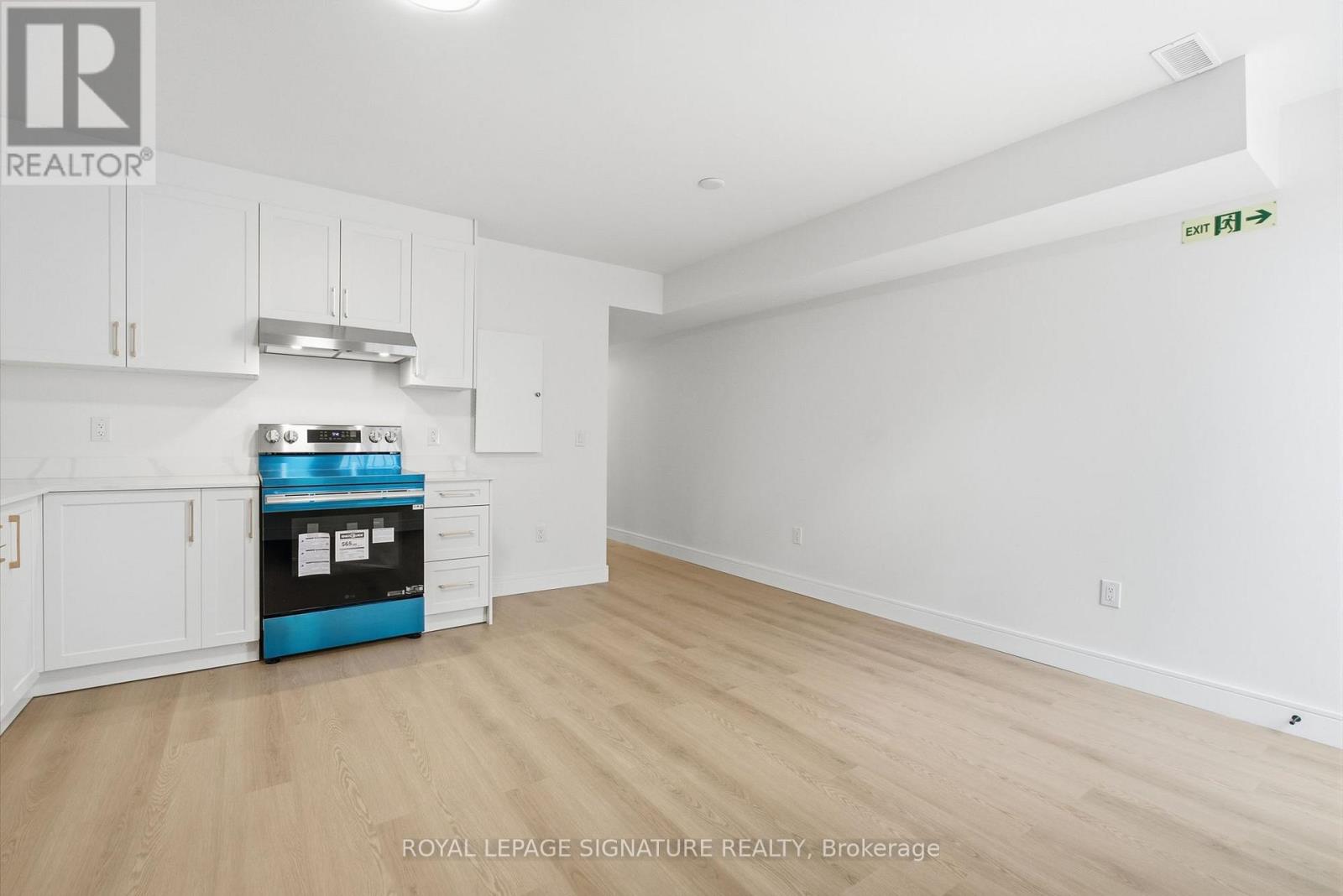 1b - 53 Bishop Avenue, Toronto, Ontario  M2M 1Z4 - Photo 3 - C13778036