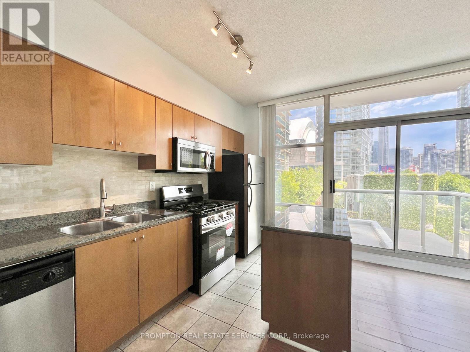 203 - 9 Spadina Avenue, Toronto, Ontario  M5V 3V5 - Photo 12 - C13778040