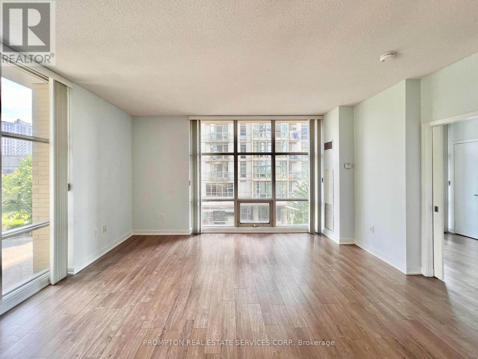 203 - 9 Spadina Avenue, Toronto, Ontario  M5V 3V5 - Photo 3 - C13778040