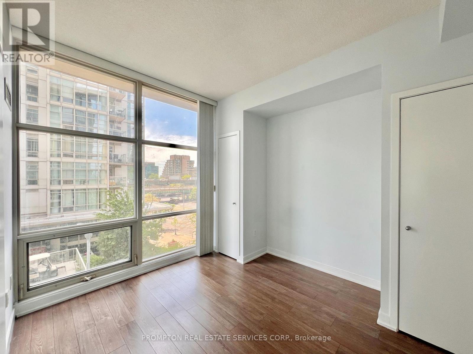 203 - 9 Spadina Avenue, Toronto, Ontario  M5V 3V5 - Photo 7 - C13778040