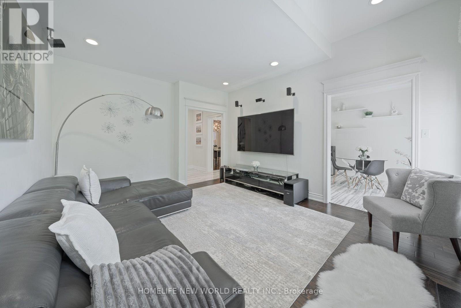 397 Hewitt Circle, Newmarket, Ontario  L3X 2L8 - Photo 17 - N13778032