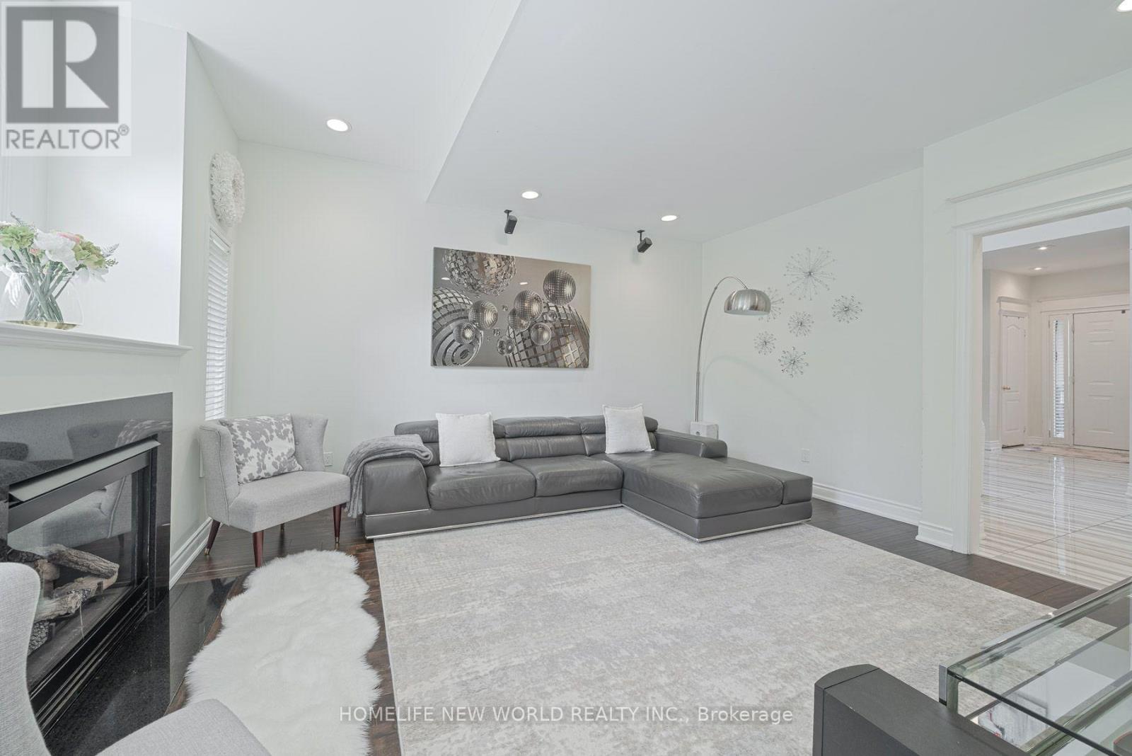 397 Hewitt Circle, Newmarket, Ontario  L3X 2L8 - Photo 18 - N13778032
