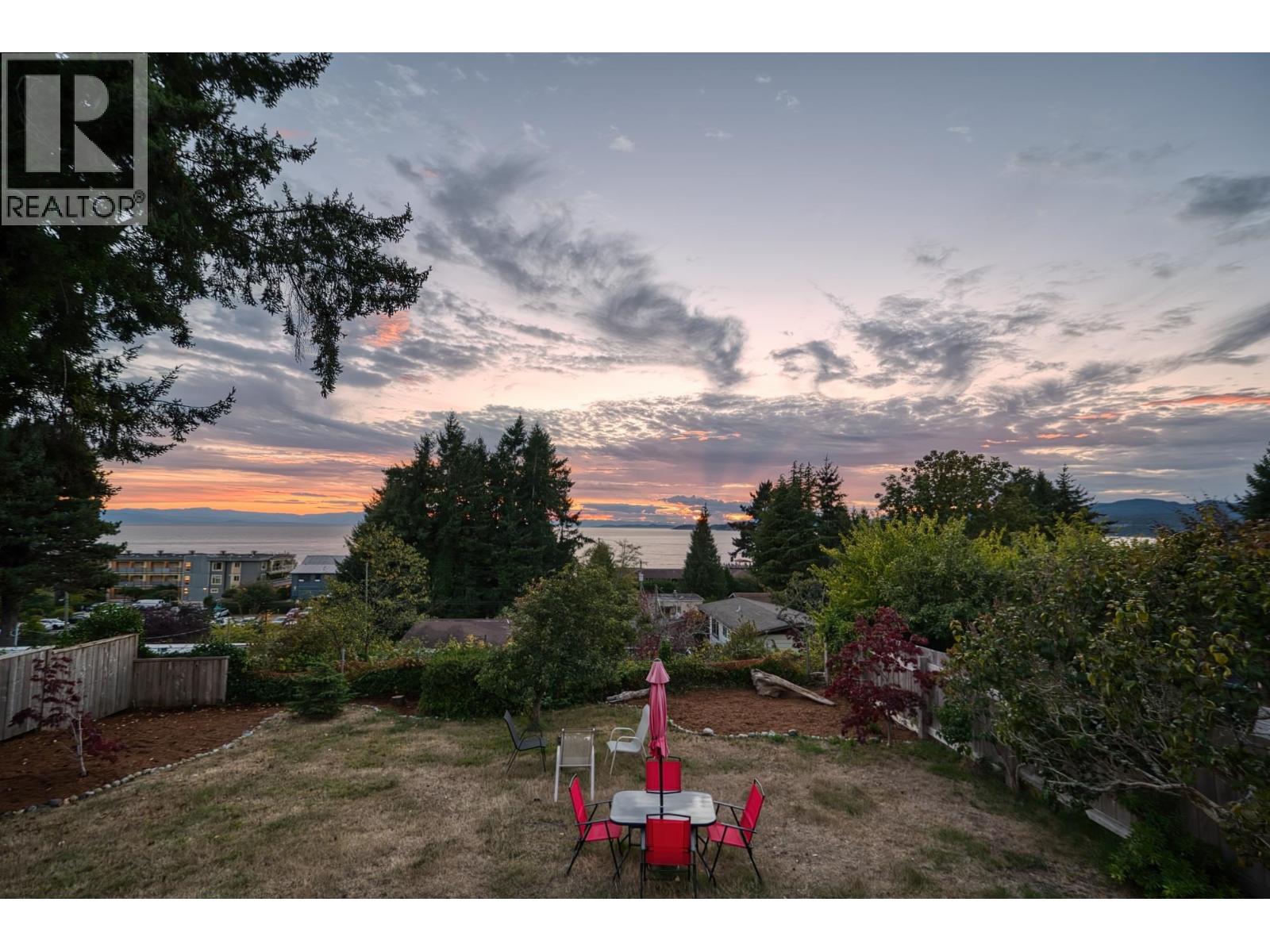 4735 Laurel Avenue, Sechelt, British Columbia  V7Z 0B4 - Photo 16 - R3164754