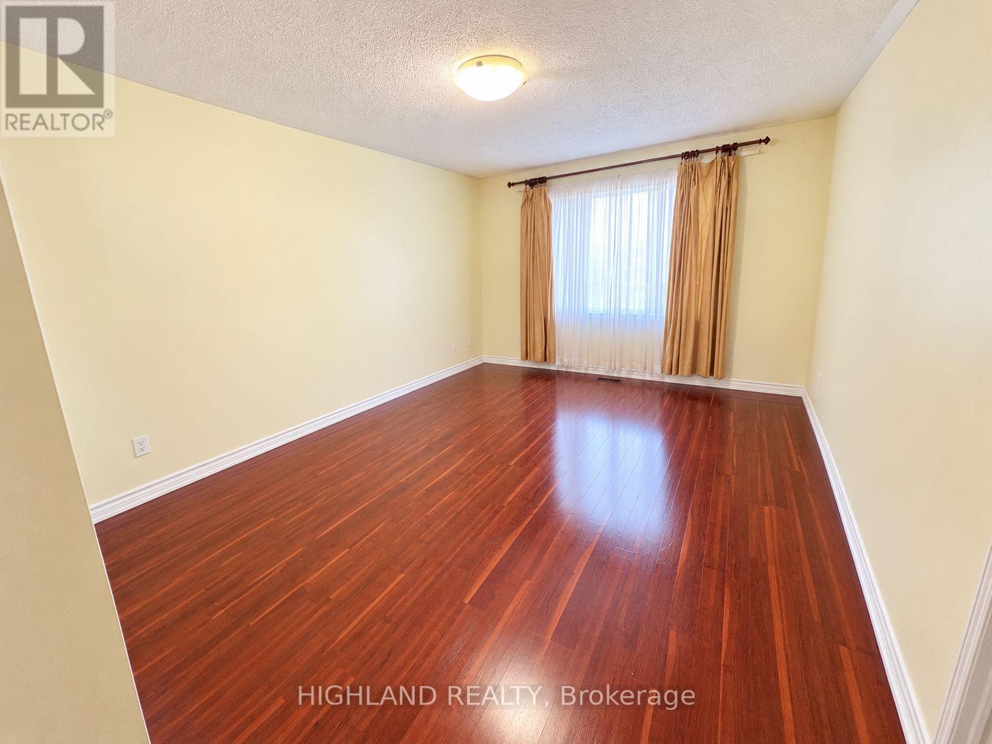1132 Glen Valley Road, Oakville, Ontario  L6M 3K8 - Photo 5 - W13778022
