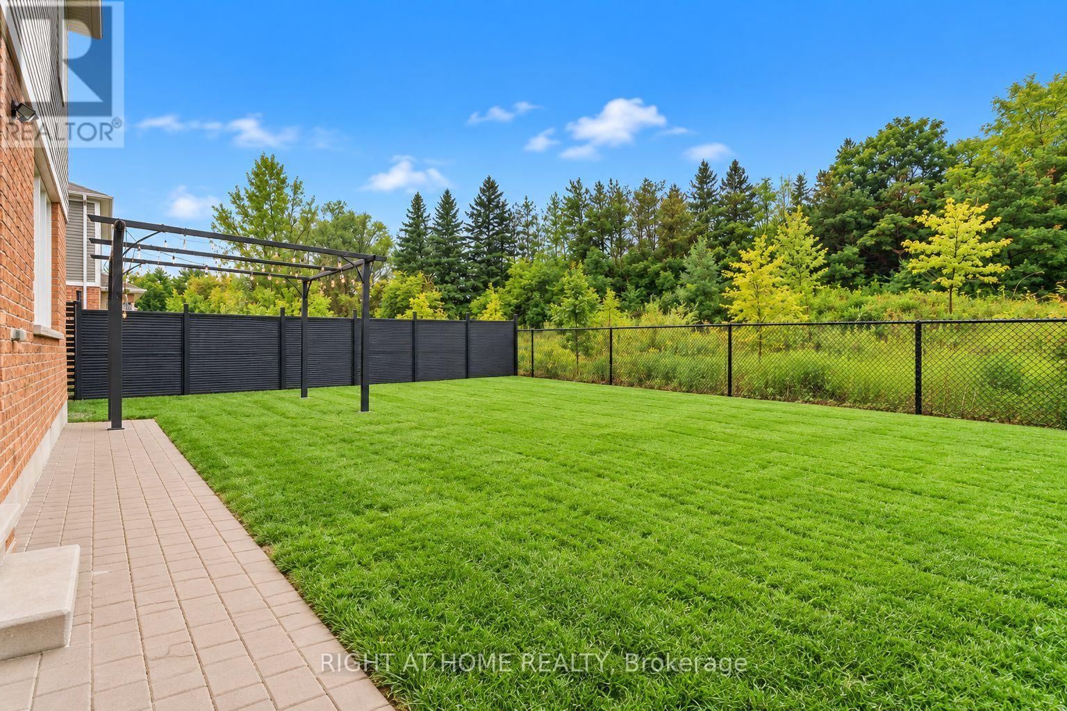 404 Equestrian Way, Cambridge, Ontario  N3E 0B9 - Photo 45 - X13778042