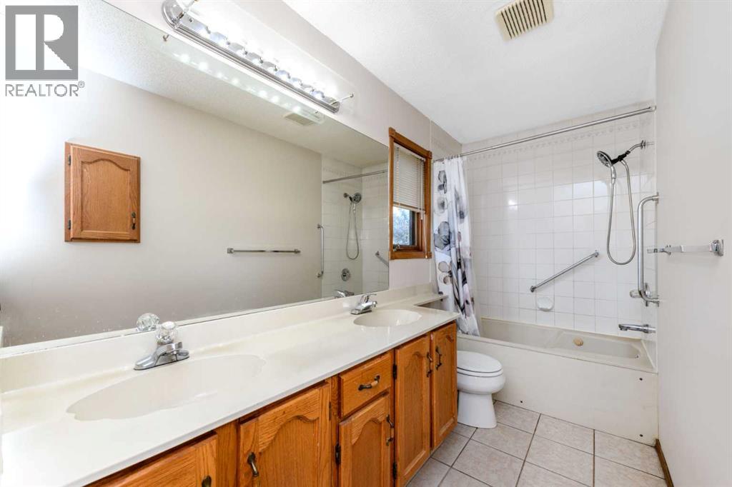 156 Del Ray Road Ne, Calgary, Alberta  T1Y 6V6 - Photo 15 - A2342660