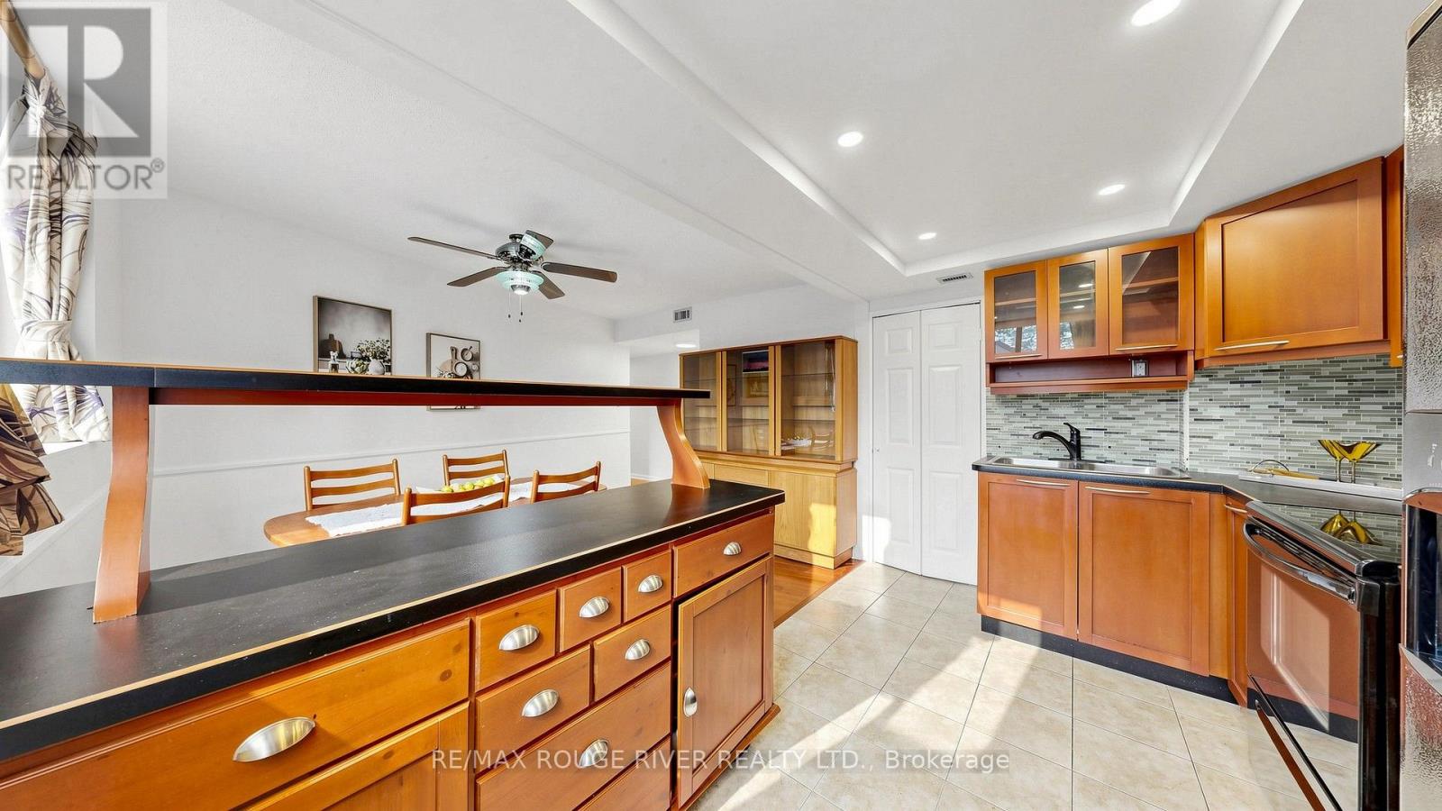 206 - 757 Victoria Park Avenue, Toronto, Ontario  M4C 5N8 - Photo 19 - E13778054