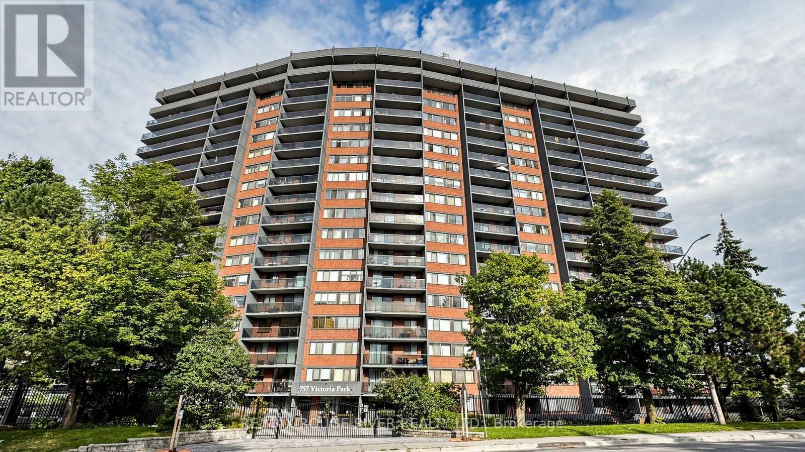 206 - 757 Victoria Park Avenue, Toronto, Ontario  M4C 5N8 - Photo 2 - E13778054