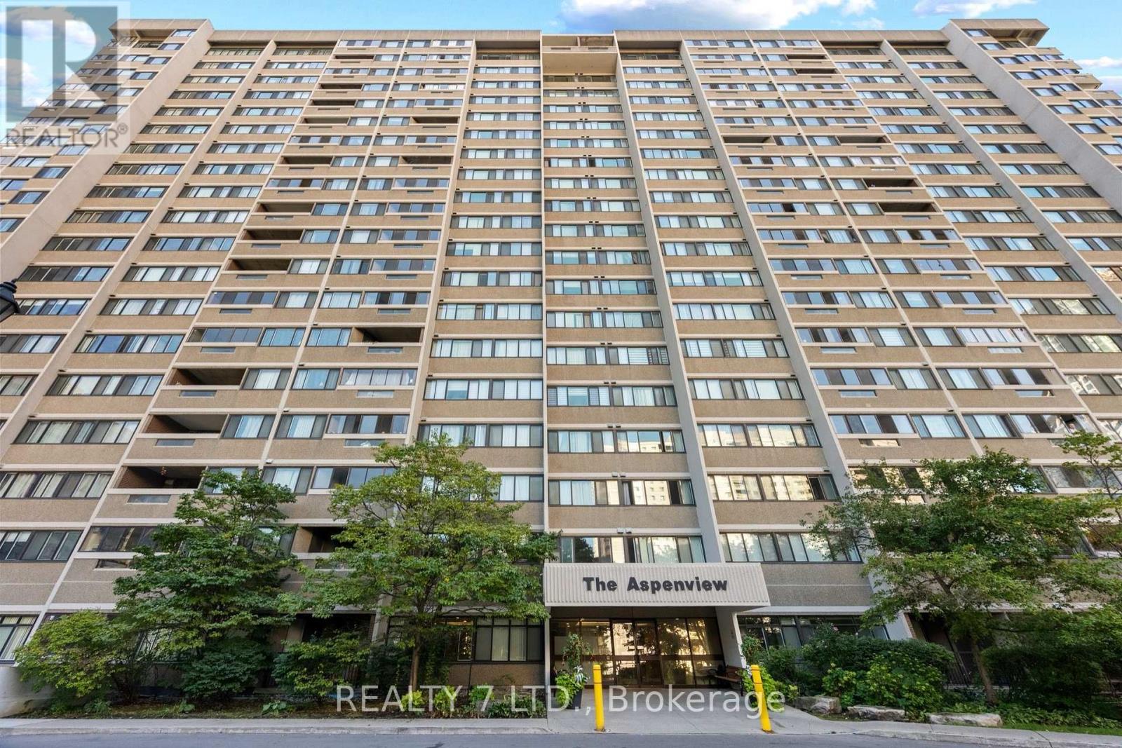 1507 - 50 ELM DRIVE E, Mississauga, Ontario