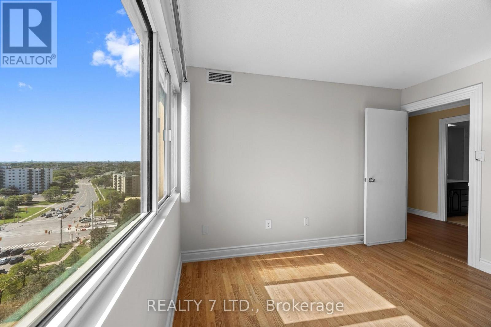 1507 - 50 Elm Drive E, Mississauga, Ontario  L5A 3X2 - Photo 23 - W13778048