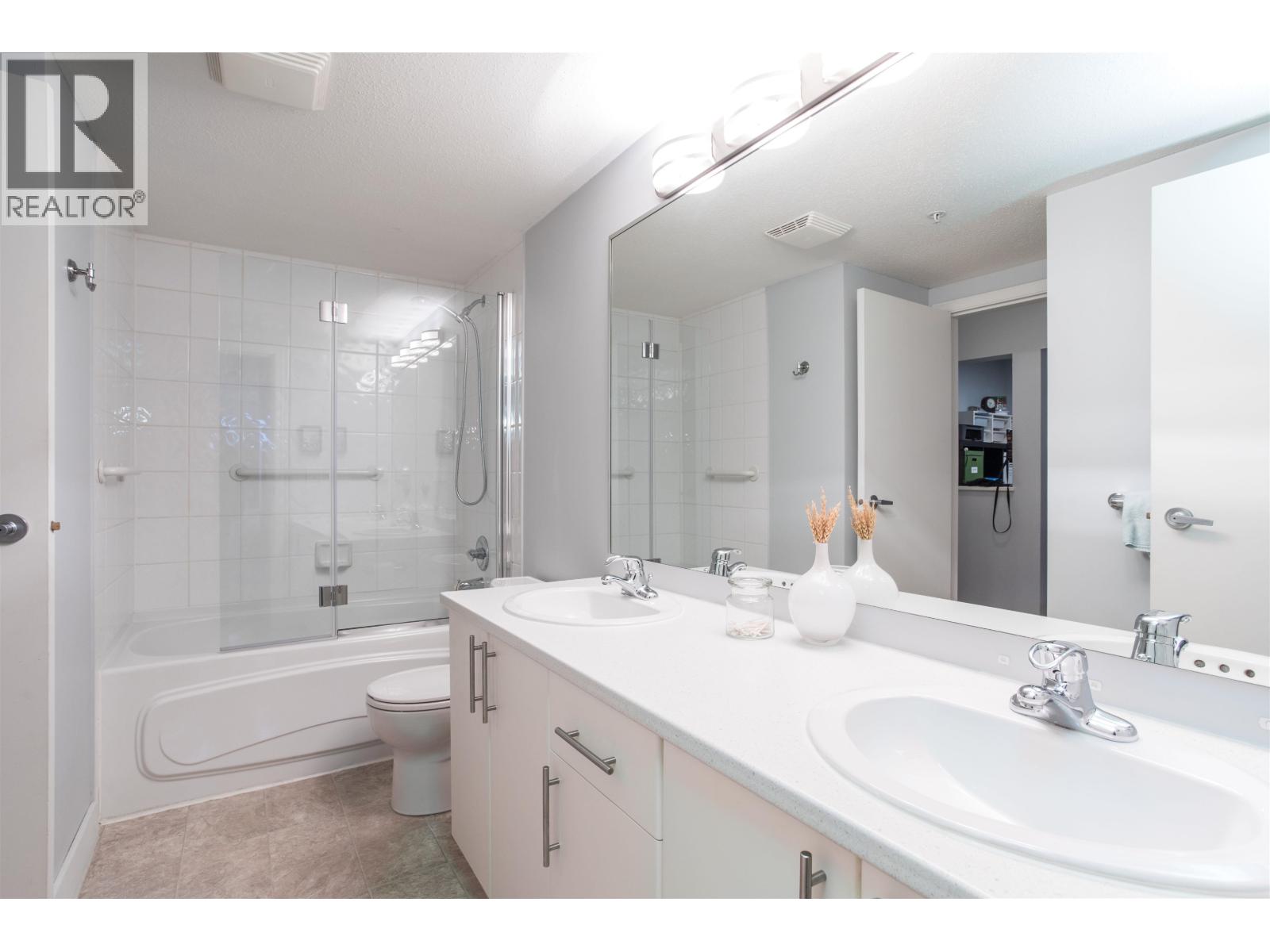 313 147 E 1st Street, North Vancouver, British Columbia  V7L 1B2 - Photo 13 - R3150007