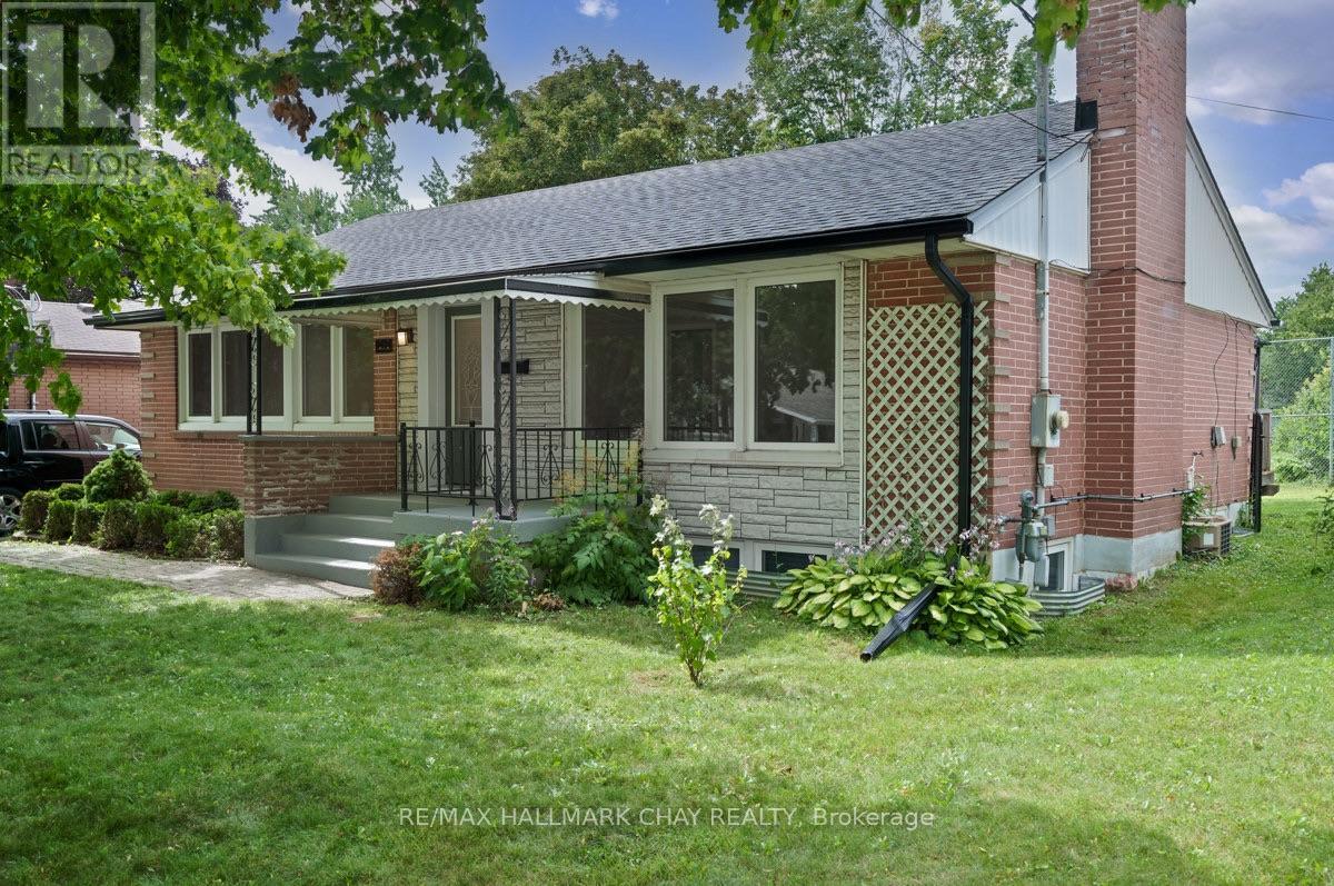 262 Bellevue Street, Peterborough, Ontario  K9H 5E5 - Photo 2 - X13778052