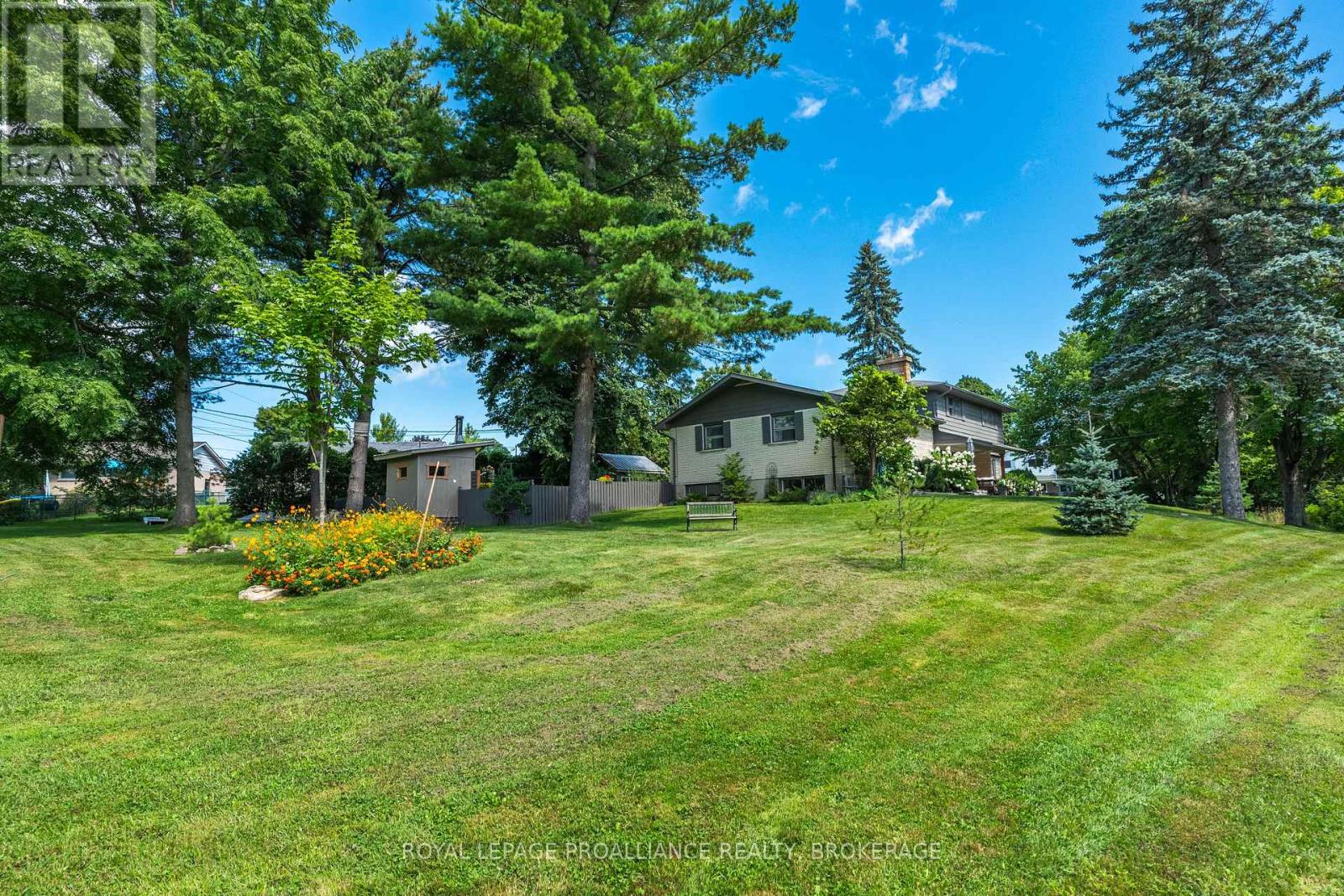 330 Elmwood Drive, Gananoque, Ontario  K7G 1P1 - Photo 47 - X13764830