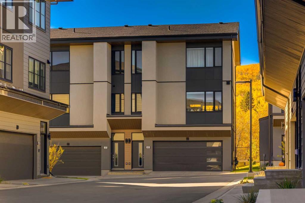 84, 1453 Na'a Drive Sw, Calgary, Alberta  T3H 6H7 - Photo 2 - A2335395