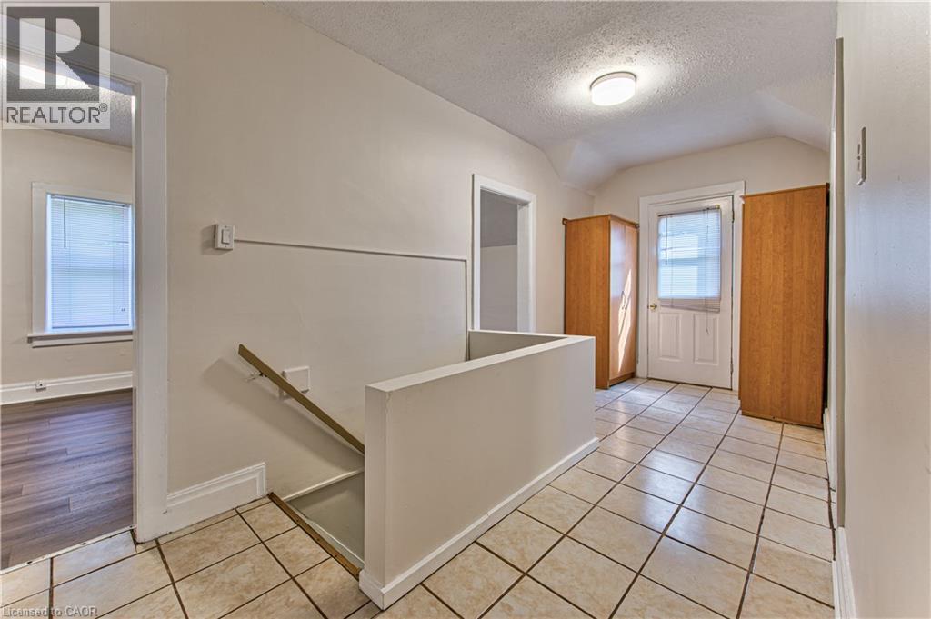 217 Lancaster Street E, Kitchener, Ontario  N2H 4T9 - Photo 15 - 40861010