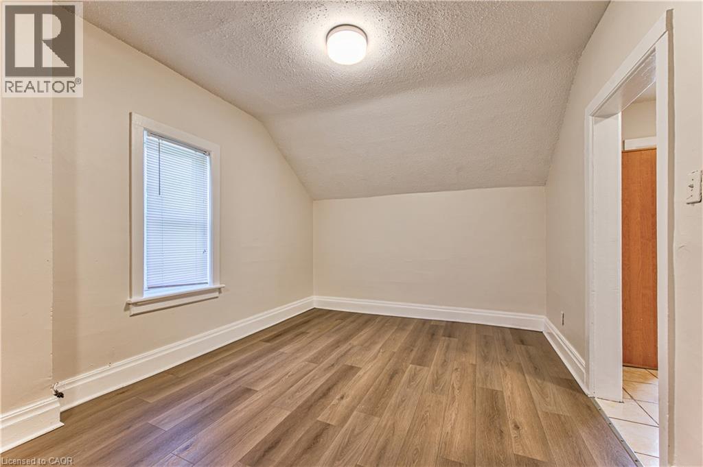 217 Lancaster Street E, Kitchener, Ontario  N2H 4T9 - Photo 17 - 40861010
