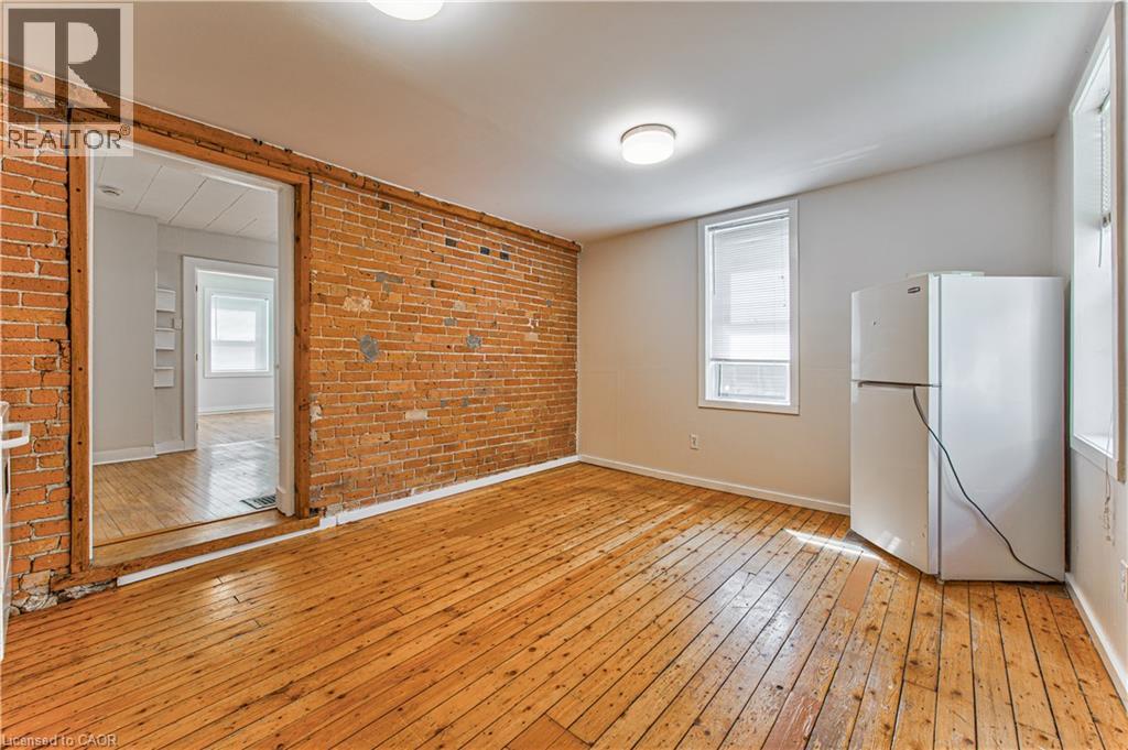 217 Lancaster Street E, Kitchener, Ontario  N2H 4T9 - Photo 8 - 40861010