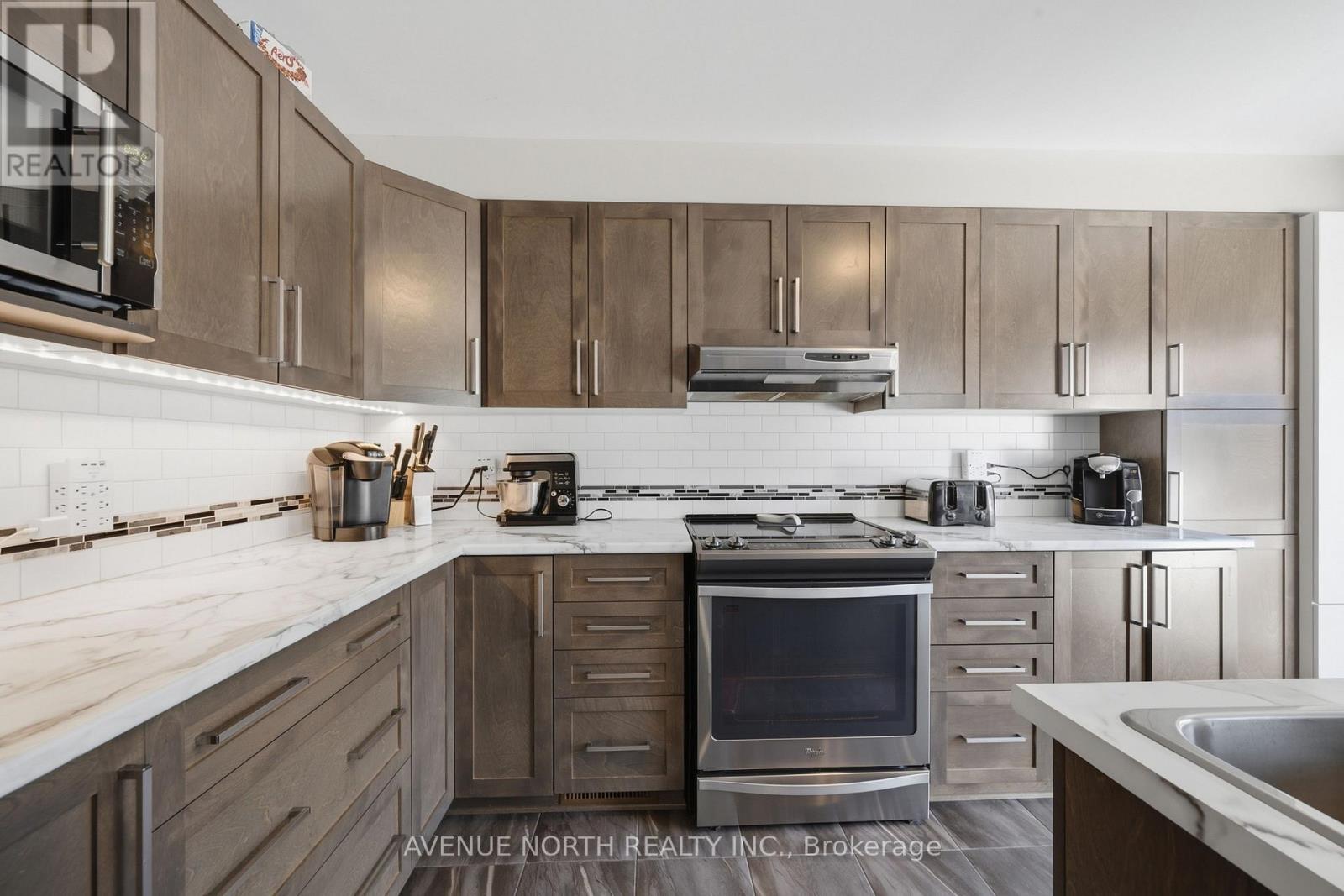 6363 Renaud Road, Ottawa, Ontario  K4B 1H9 - Photo 9 - X13778072