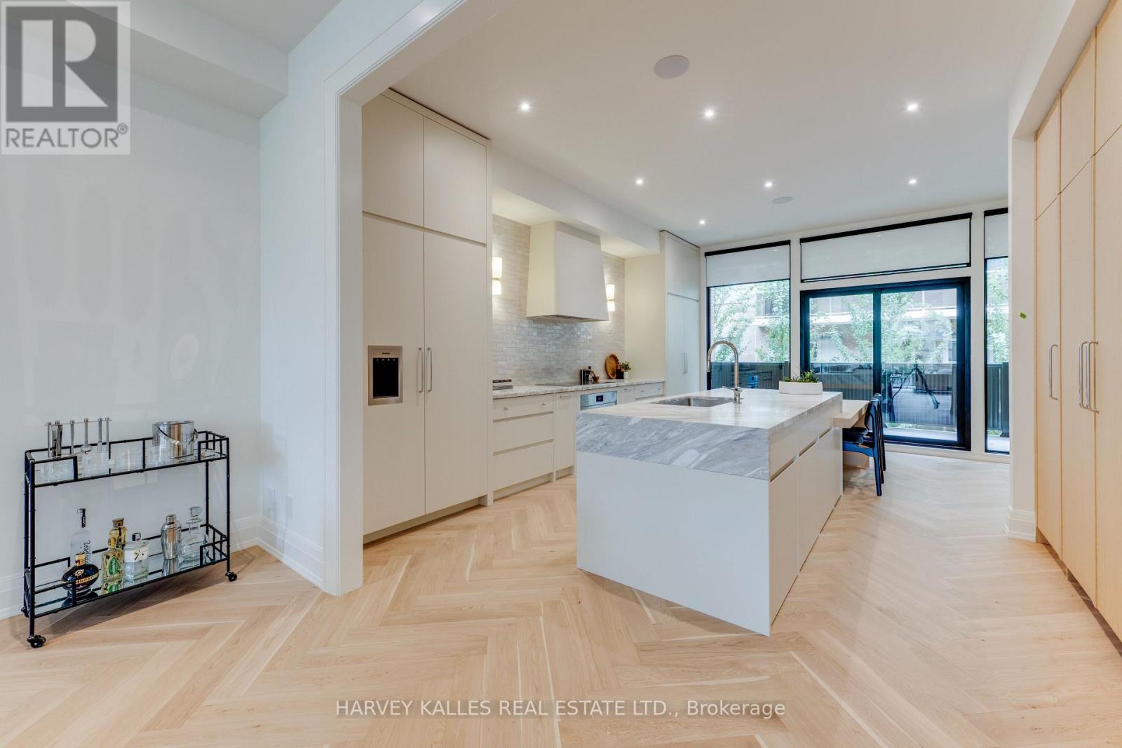 32 Evergreen Gardens, Toronto, Ontario  M4G 1C5 - Photo 16 - C13752418