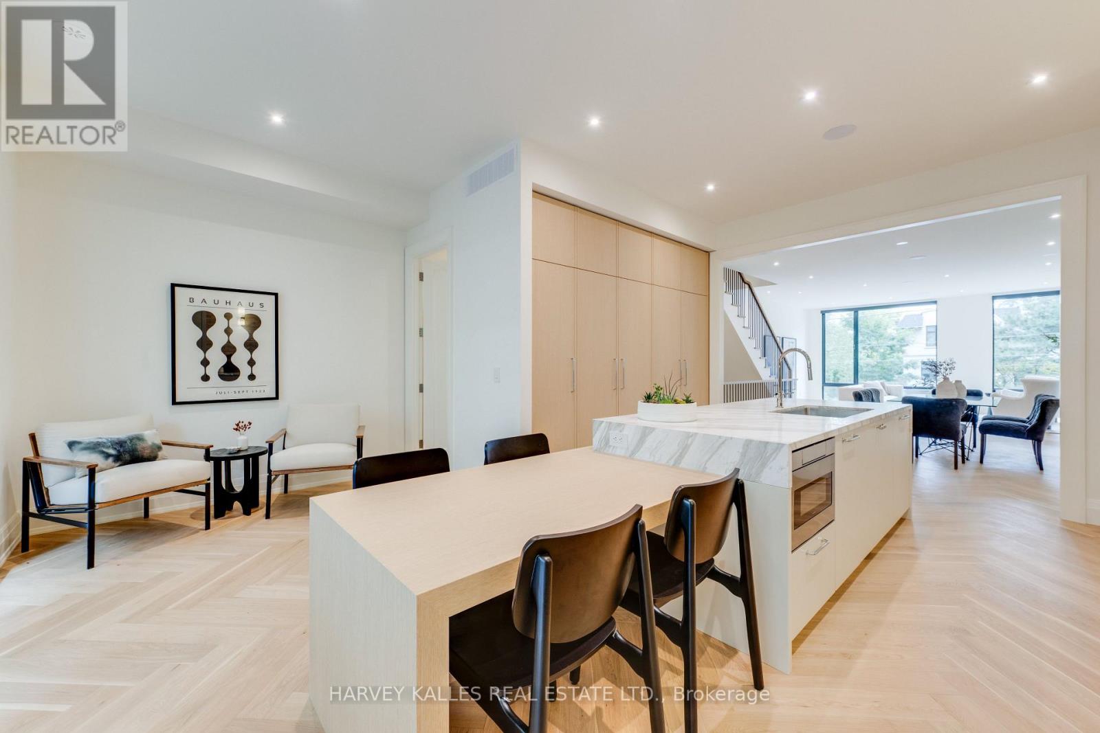 32 Evergreen Gardens, Toronto, Ontario  M4G 1C5 - Photo 17 - C13752418