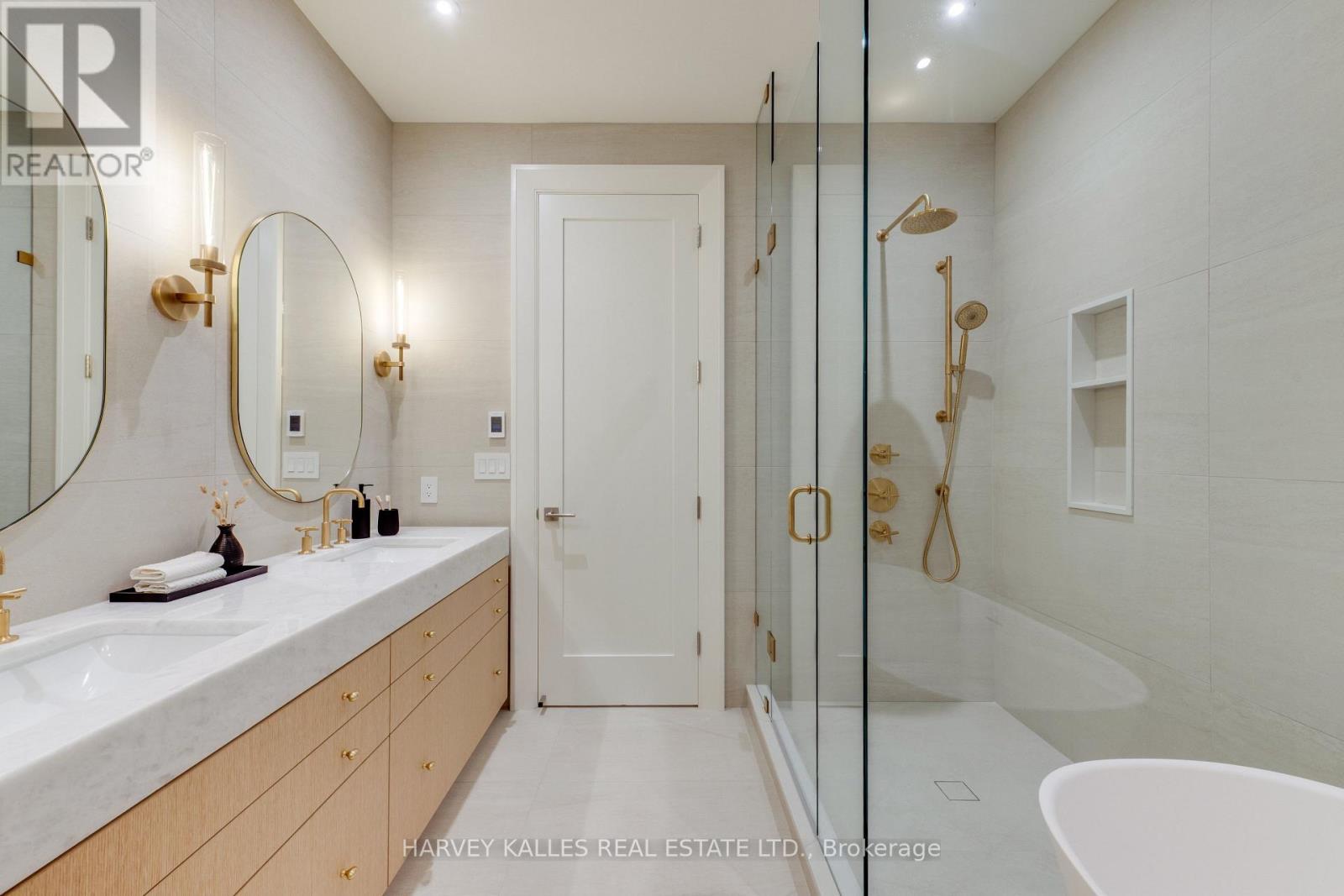 32 Evergreen Gardens, Toronto, Ontario  M4G 1C5 - Photo 29 - C13752418