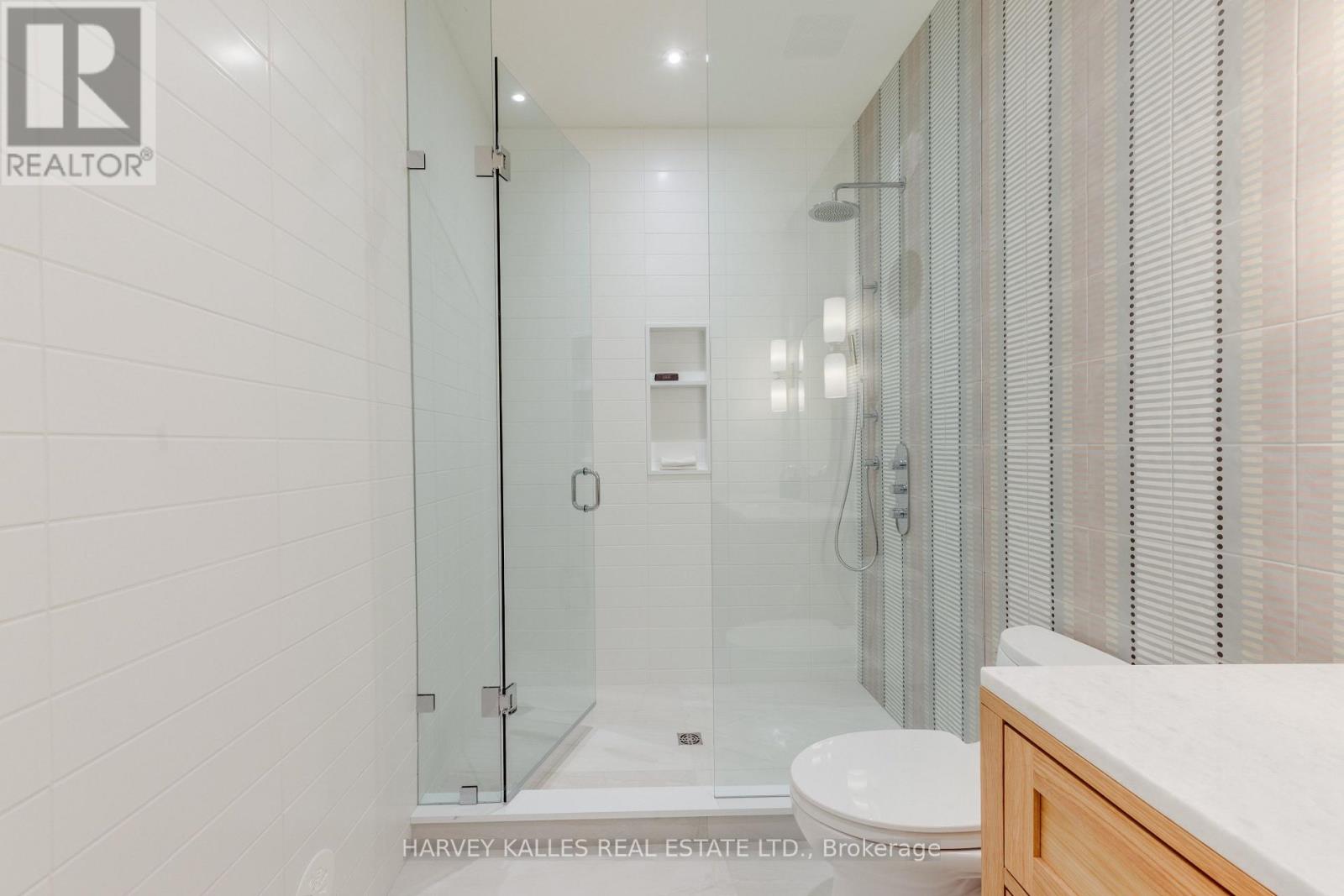 32 Evergreen Gardens, Toronto, Ontario  M4G 1C5 - Photo 33 - C13752418