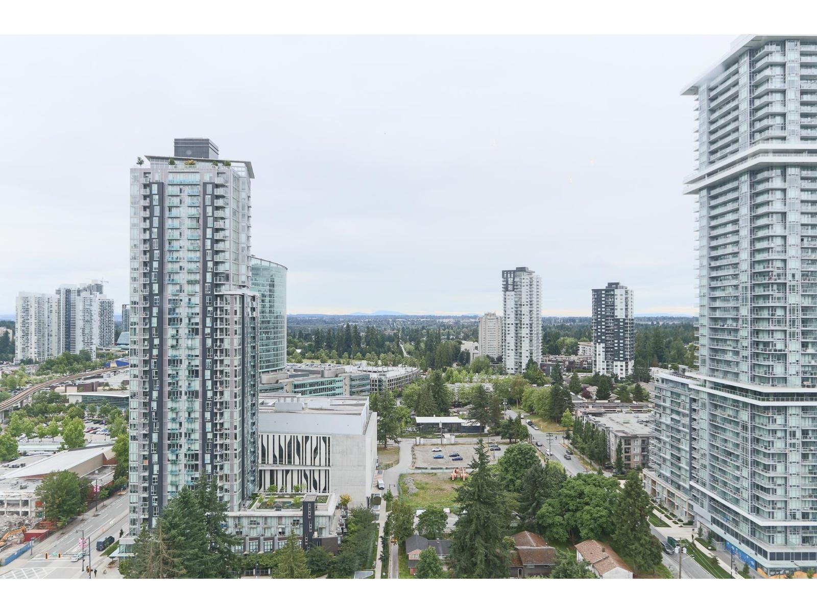 2911 13398 104 AVENUE, surrey, British Columbia