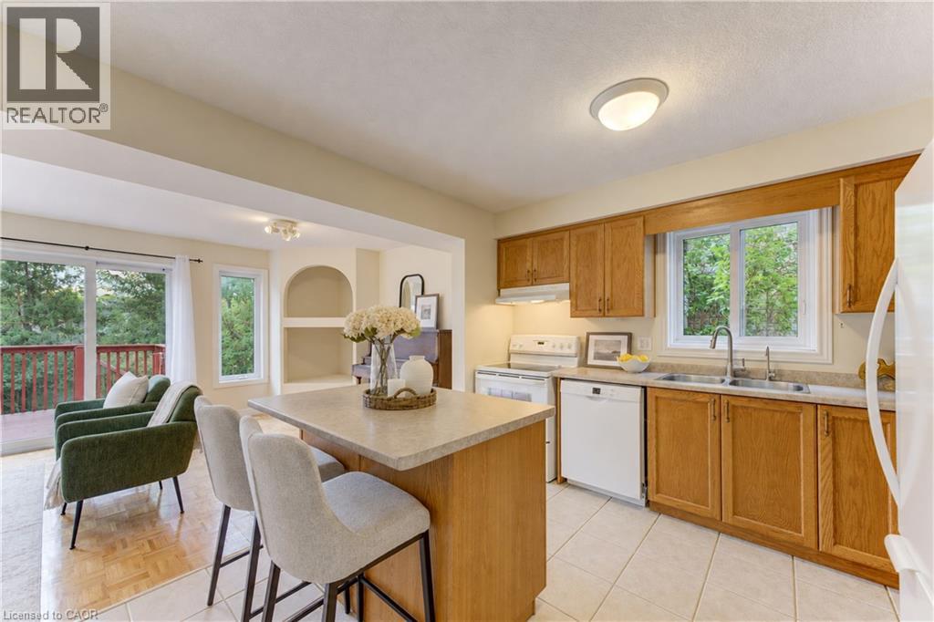 19 Templewood Drive, Kitchener, Ontario  N2R 1K9 - Photo 11 - 40860944