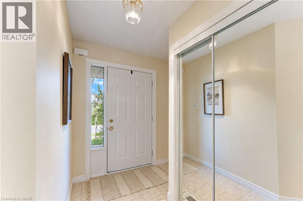 19 Templewood Drive, Kitchener, Ontario  N2R 1K9 - Photo 6 - 40860944