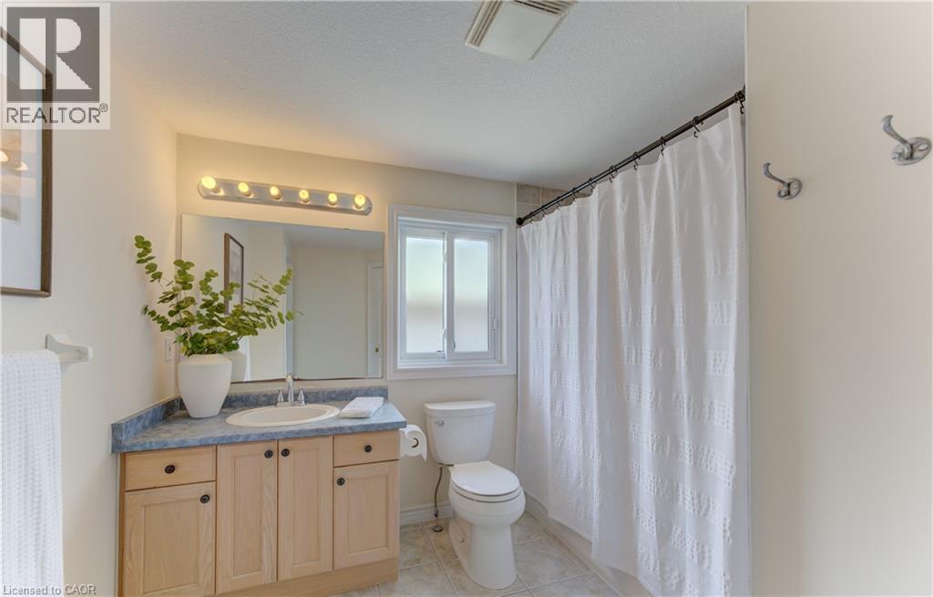 19 Templewood Drive, Kitchener, Ontario  N2R 1K9 - Photo 32 - 40860944