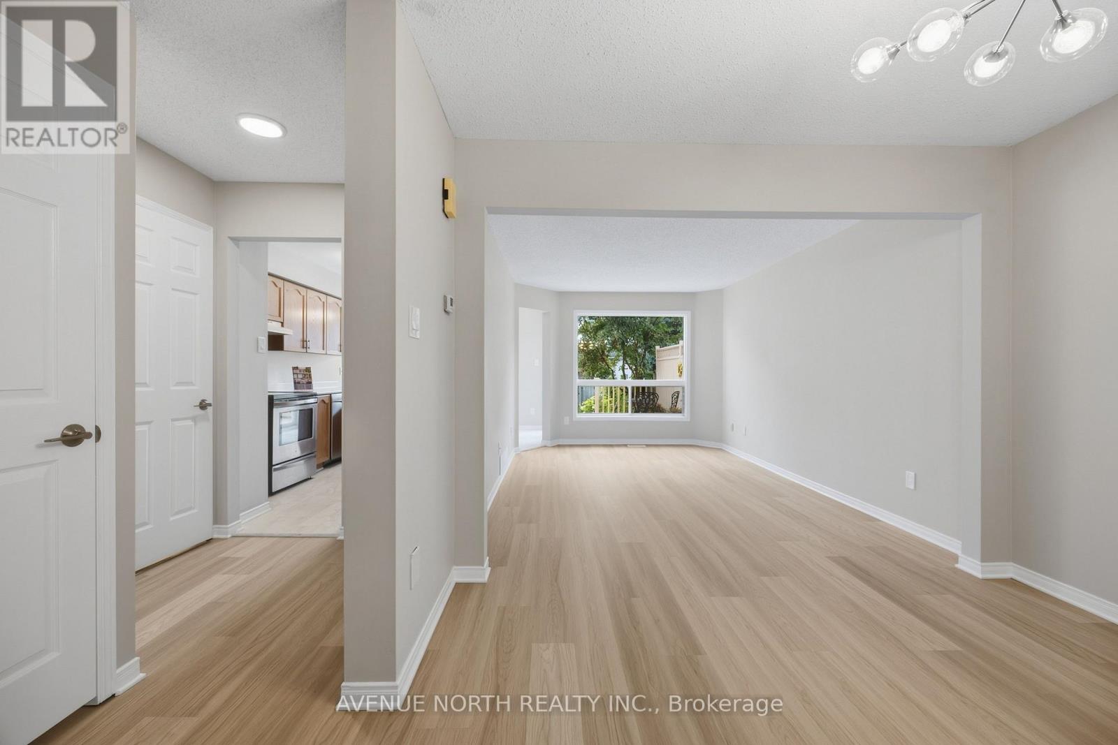 66 Woodgate Way, Ottawa, Ontario  K2J 4E6 - Photo 6 - X13778094