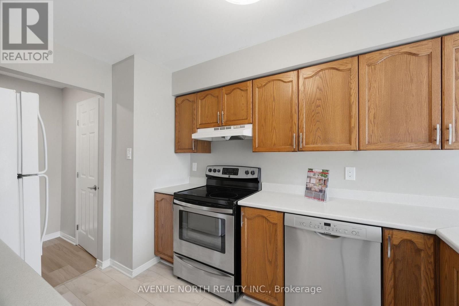66 Woodgate Way, Ottawa, Ontario  K2J 4E6 - Photo 8 - X13778094