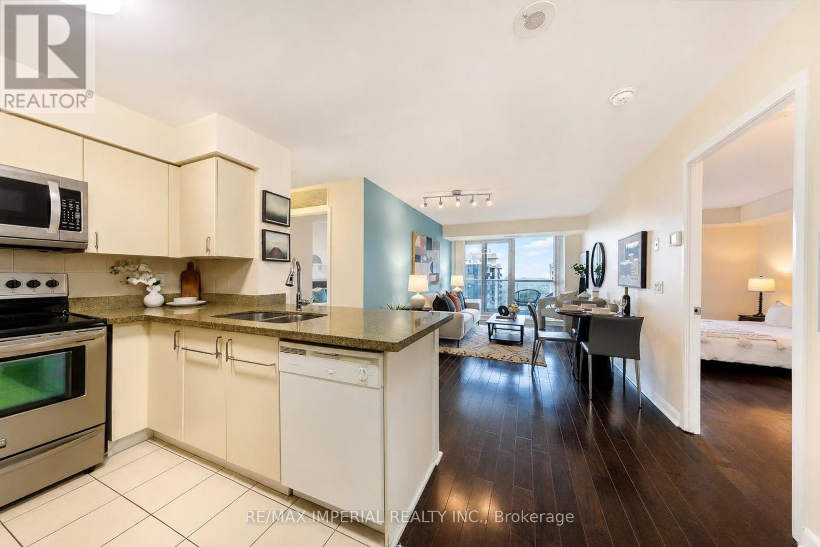 2903 - 4968 Yonge Street, Toronto, Ontario  M2N 7G9 - Photo 6 - C13778106