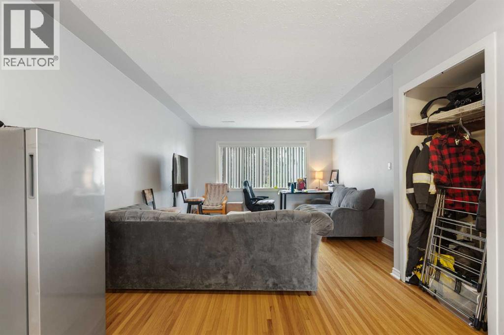 128 40 Avenue Nw, Calgary, Alberta  T2K 0E3 - Photo 22 - A2344541