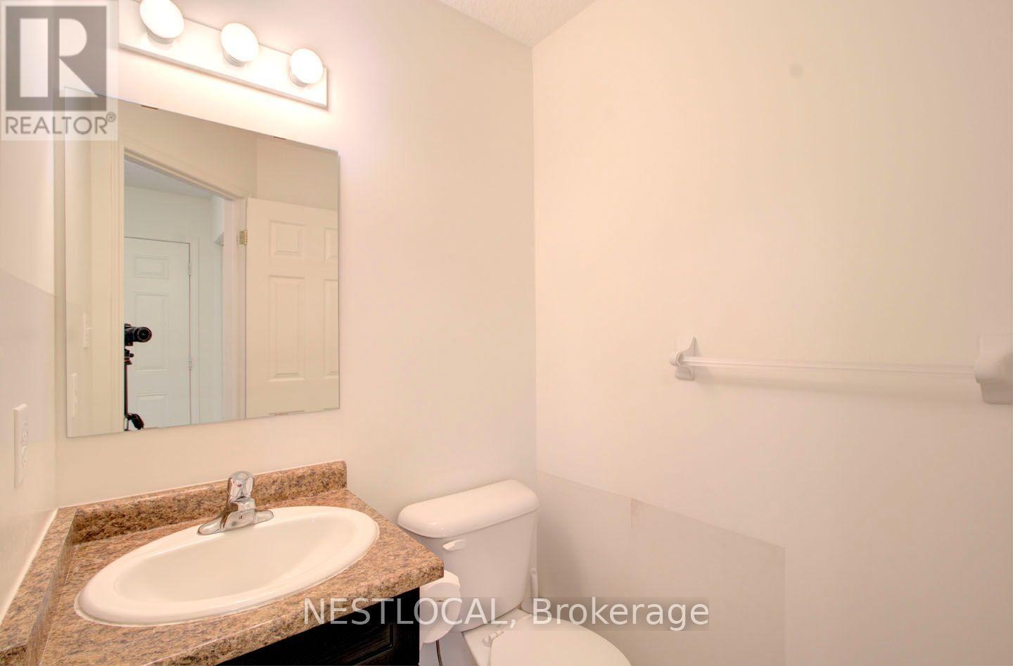 11 - 10 Fallowfield Drive, Kitchener, Ontario  N2C 0A4 - Photo 12 - X13778100