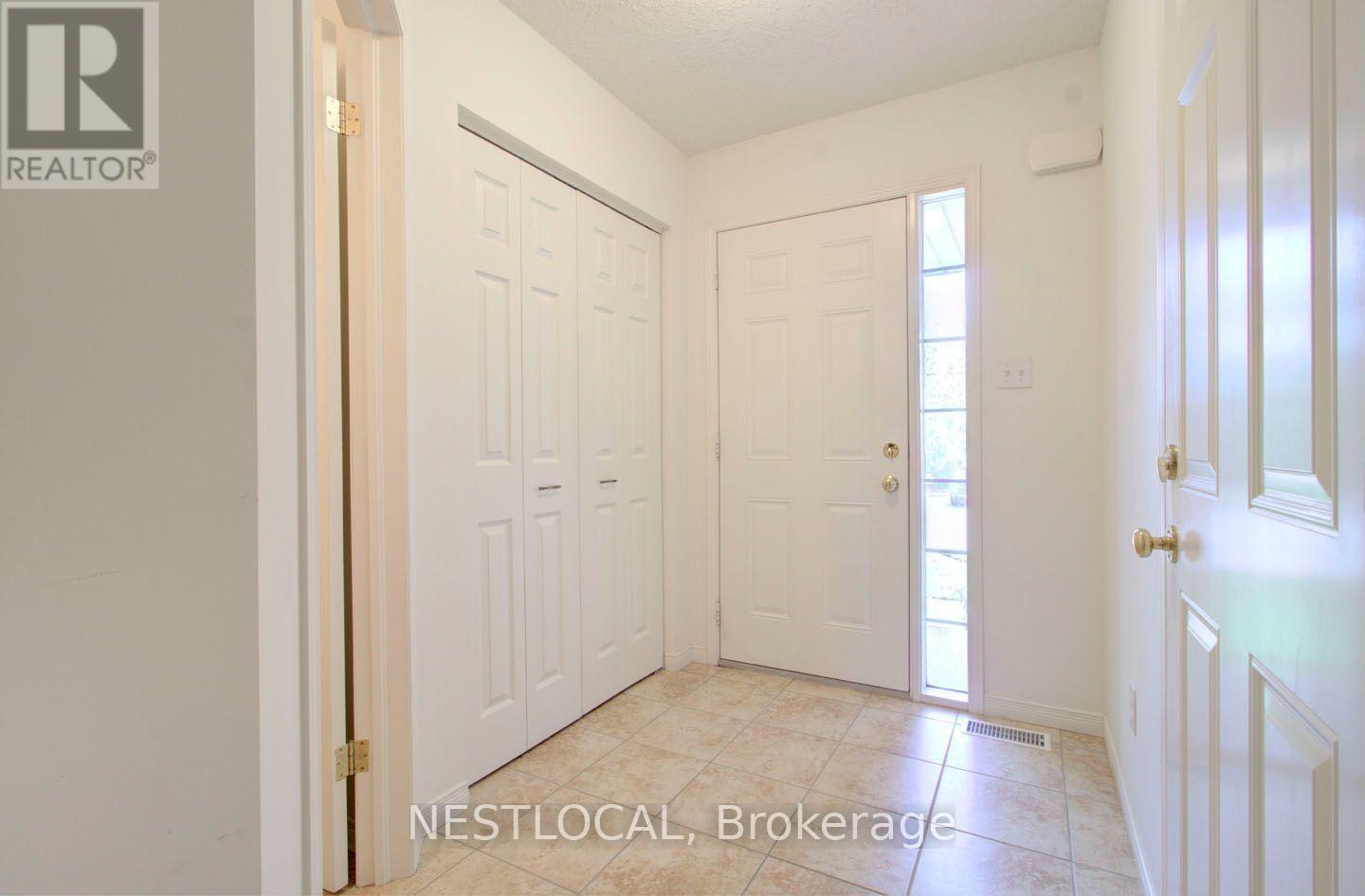 11 - 10 Fallowfield Drive, Kitchener, Ontario  N2C 0A4 - Photo 4 - X13778100