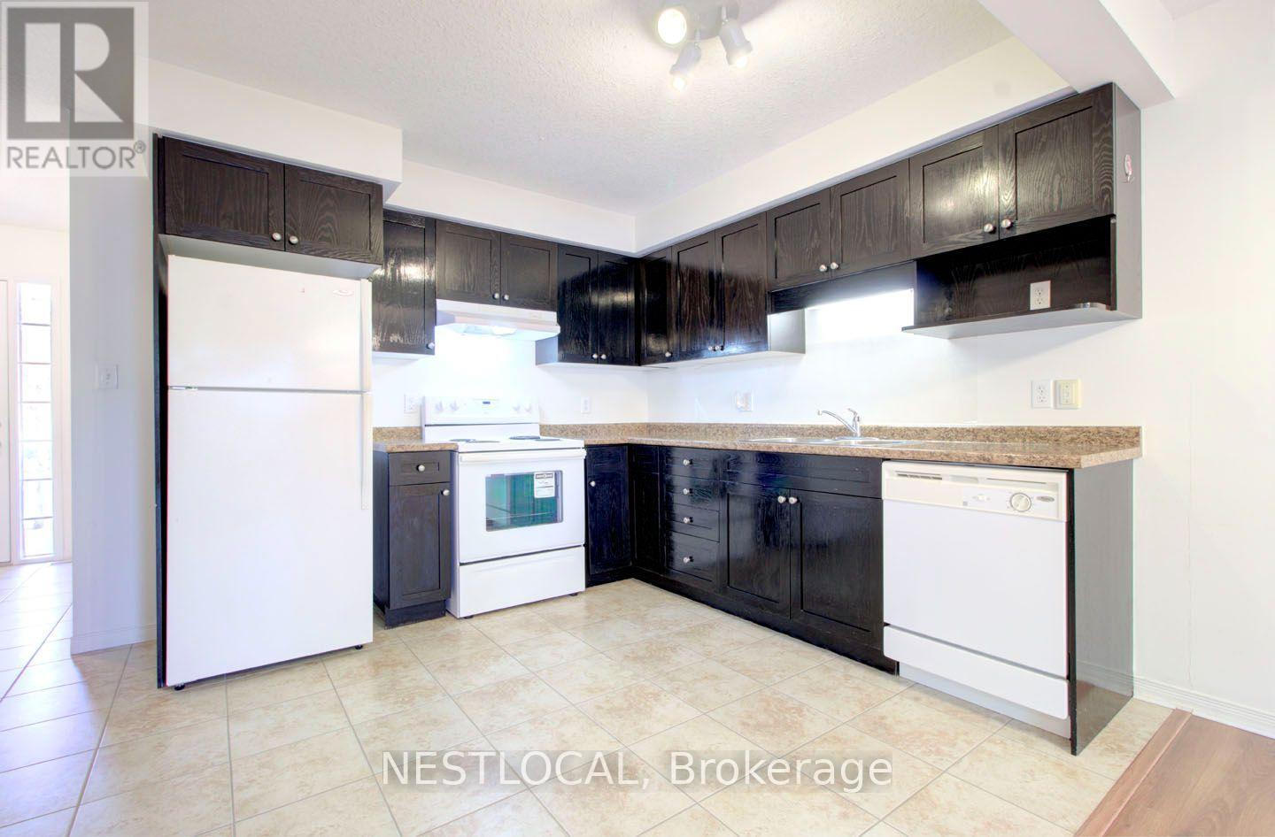 11 - 10 Fallowfield Drive, Kitchener, Ontario  N2C 0A4 - Photo 7 - X13778100