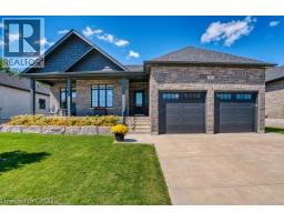 37 GILMER Crescent, Listowel, Ontario