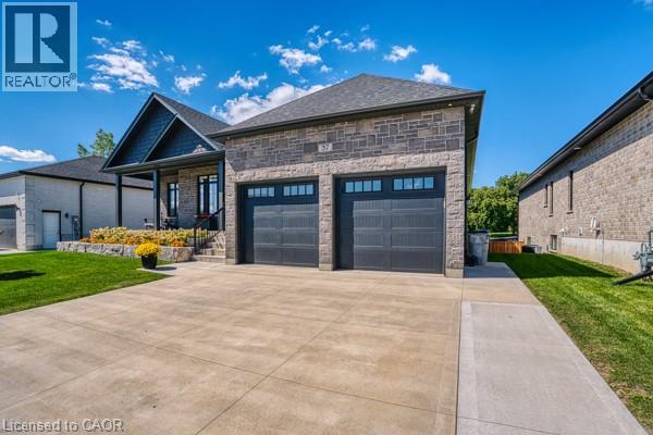 37 Gilmer Crescent, Listowel, Ontario  N4W 0H3 - Photo 5 - 40861556