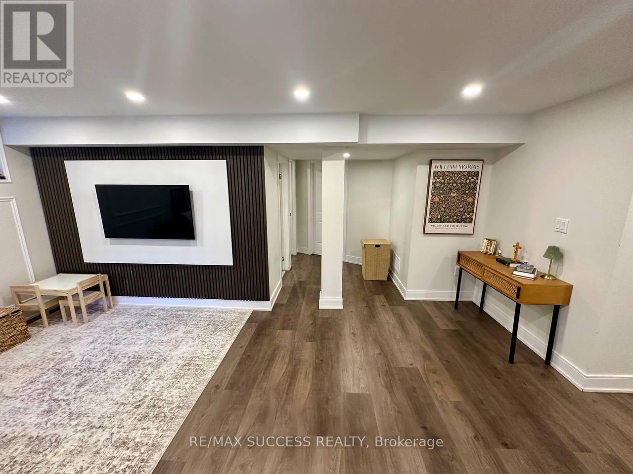 Lower Unit - 566 Yates Drive, Milton, Ontario  L9T 6Z4 - Photo 5 - W13772242