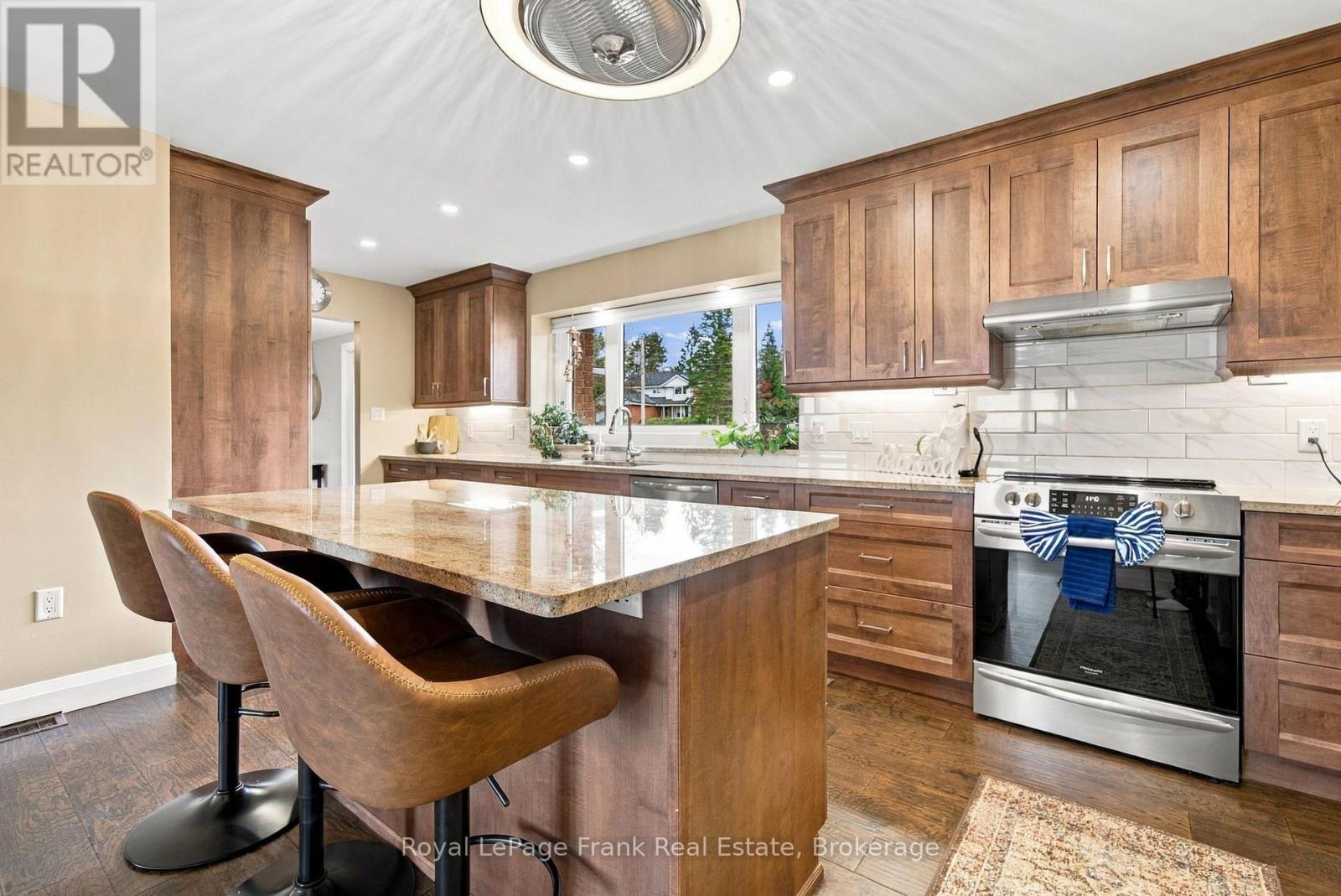 61 Bluewater Avenue, Kawartha Lakes, Ontario  K9V 0K6 - Photo 9 - X13773762