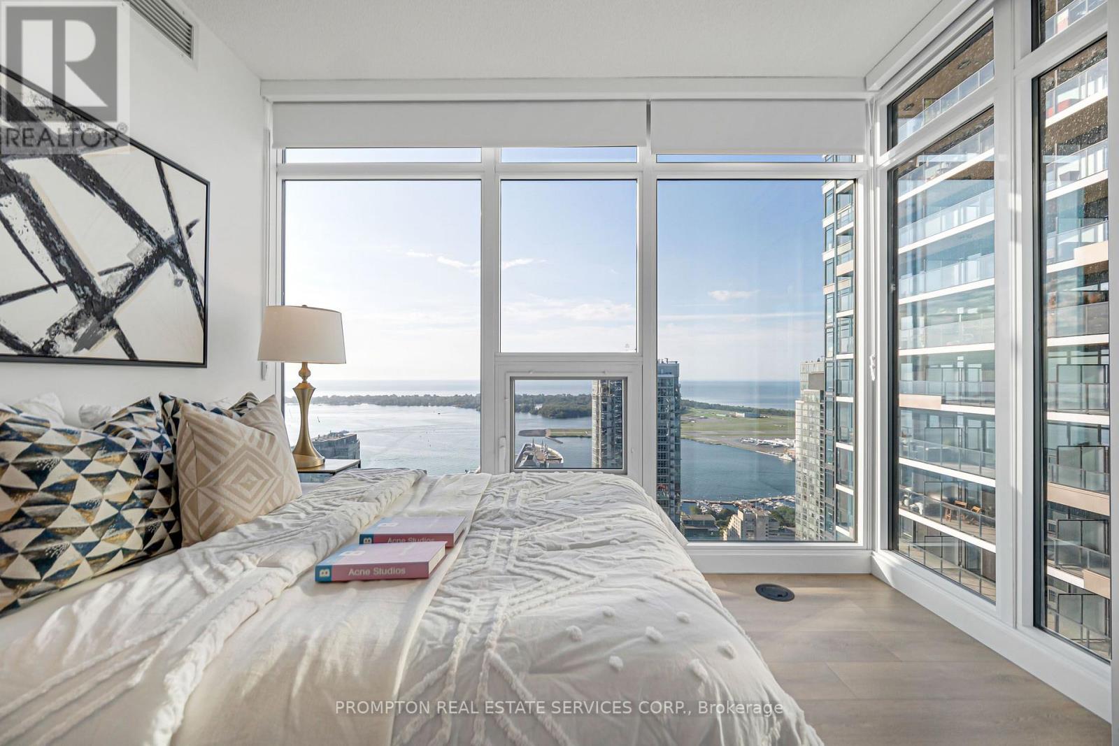 5210 - 1 Concord Cityplace Way, Toronto, Ontario  M5V 0X3 - Photo 15 - C13778126