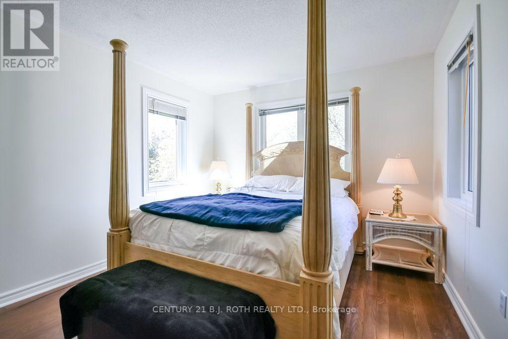 24 Grand Forest Drive, Barrie, Ontario  L4N 7E8 - Photo 21 - S13778136