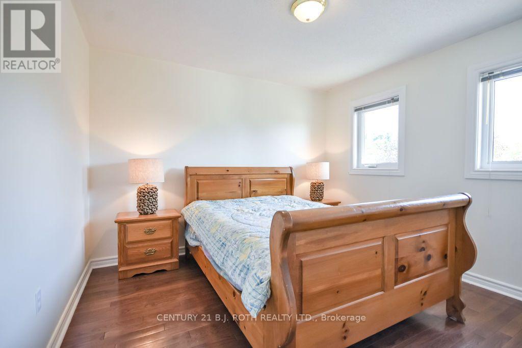 24 Grand Forest Drive, Barrie, Ontario  L4N 7E8 - Photo 27 - S13778136