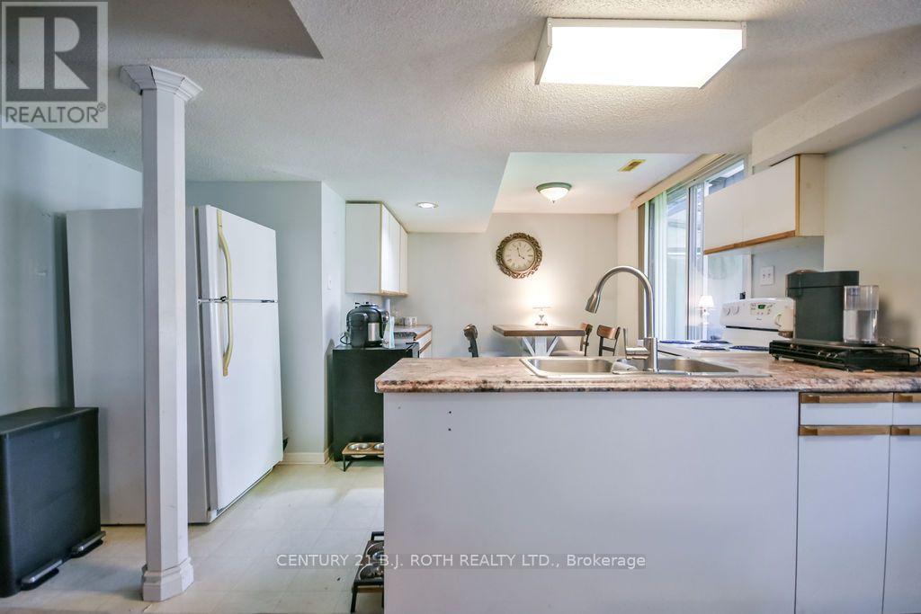 24 Grand Forest Drive, Barrie, Ontario  L4N 7E8 - Photo 43 - S13778136